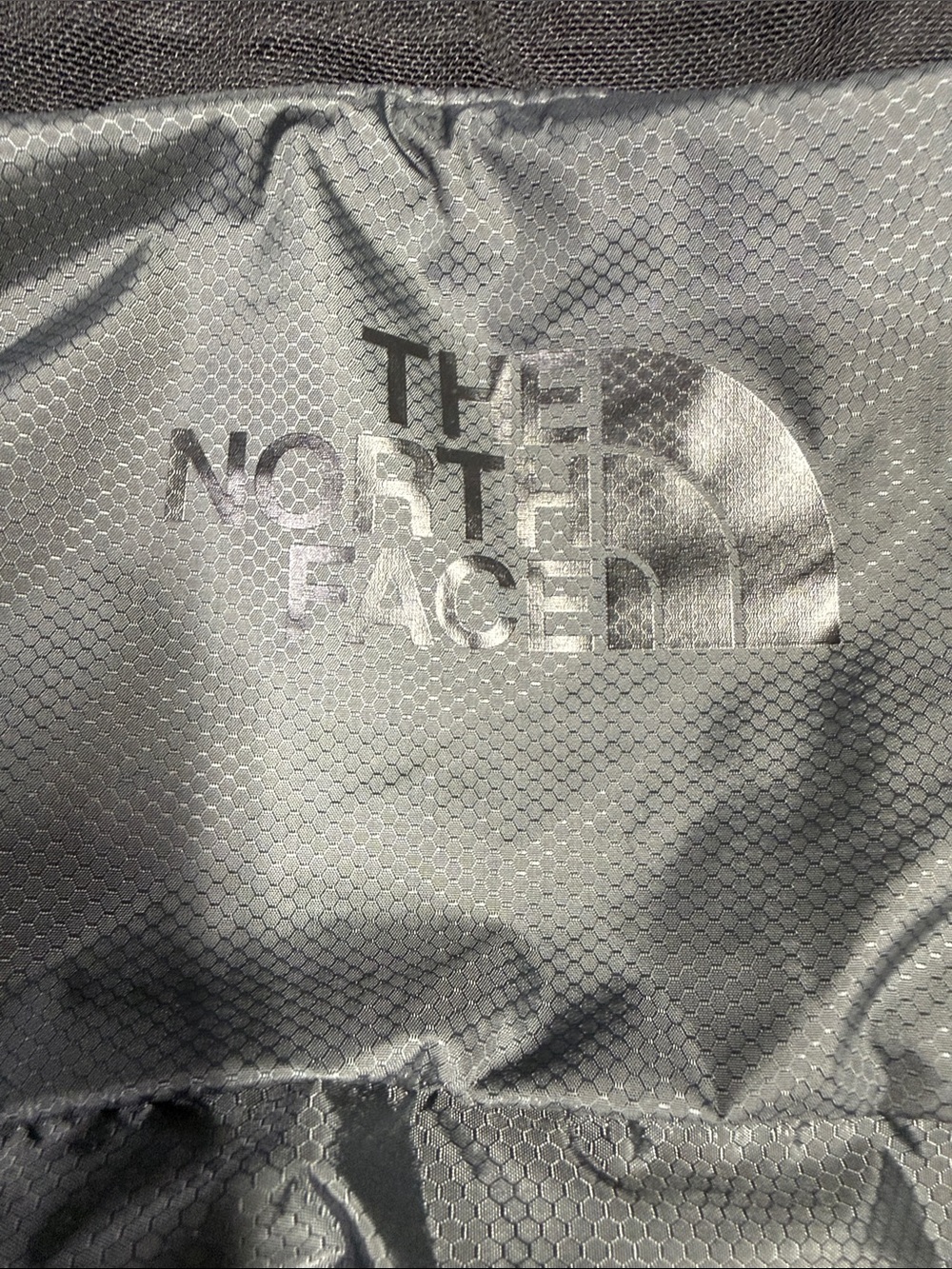 The North Face set of 4 Gray luggage Pack with Yellow Pull Tabs - Picture 2 of 8
